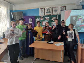 Внеклассное мероприятие "Весь мир - театр, мы все - актёры поневоле".