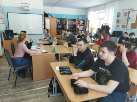 Встреча учащихся 11-х классов с работниками городской центральной библиотеки им.А.С. Пушкина.
