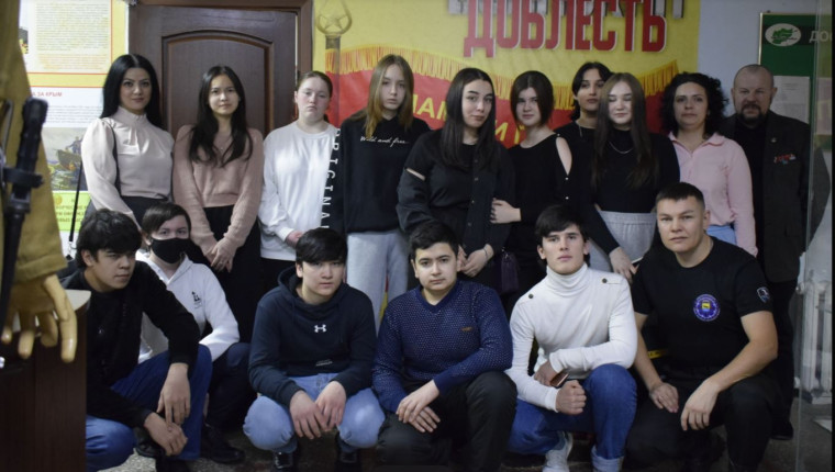 Экскурсия в Сургутский центр патриотического воспитания «Саланг».